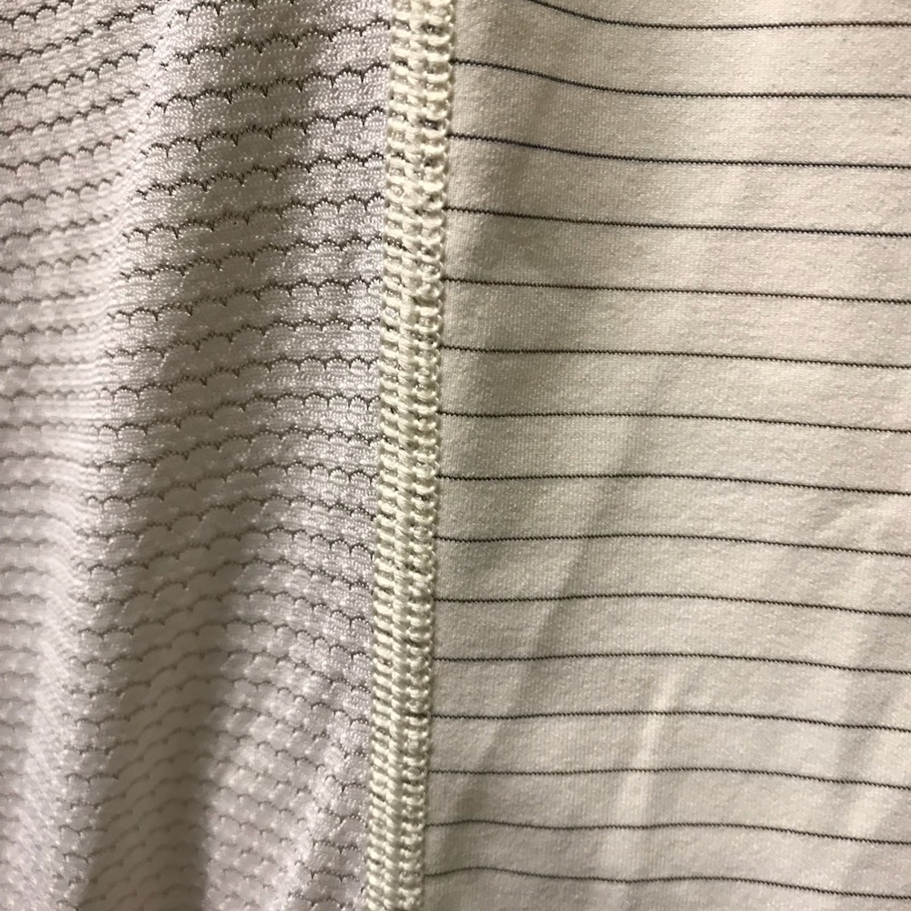 Lululemon Half ZIP Pullover - Picture 5 of 6